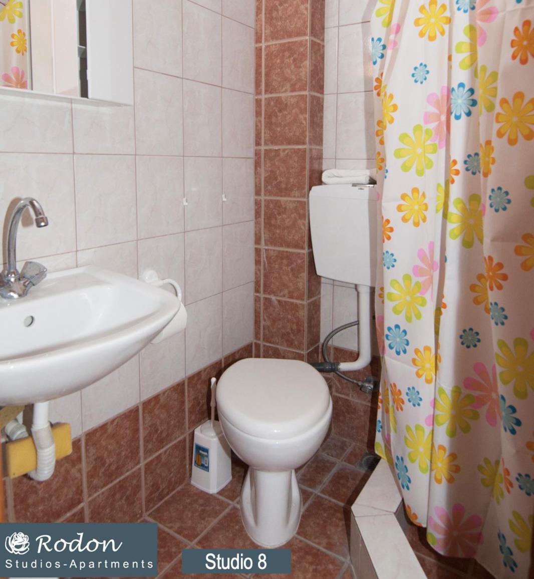 Rodon Apartments - S Avdimioti Nea Roda Dış mekan fotoğraf