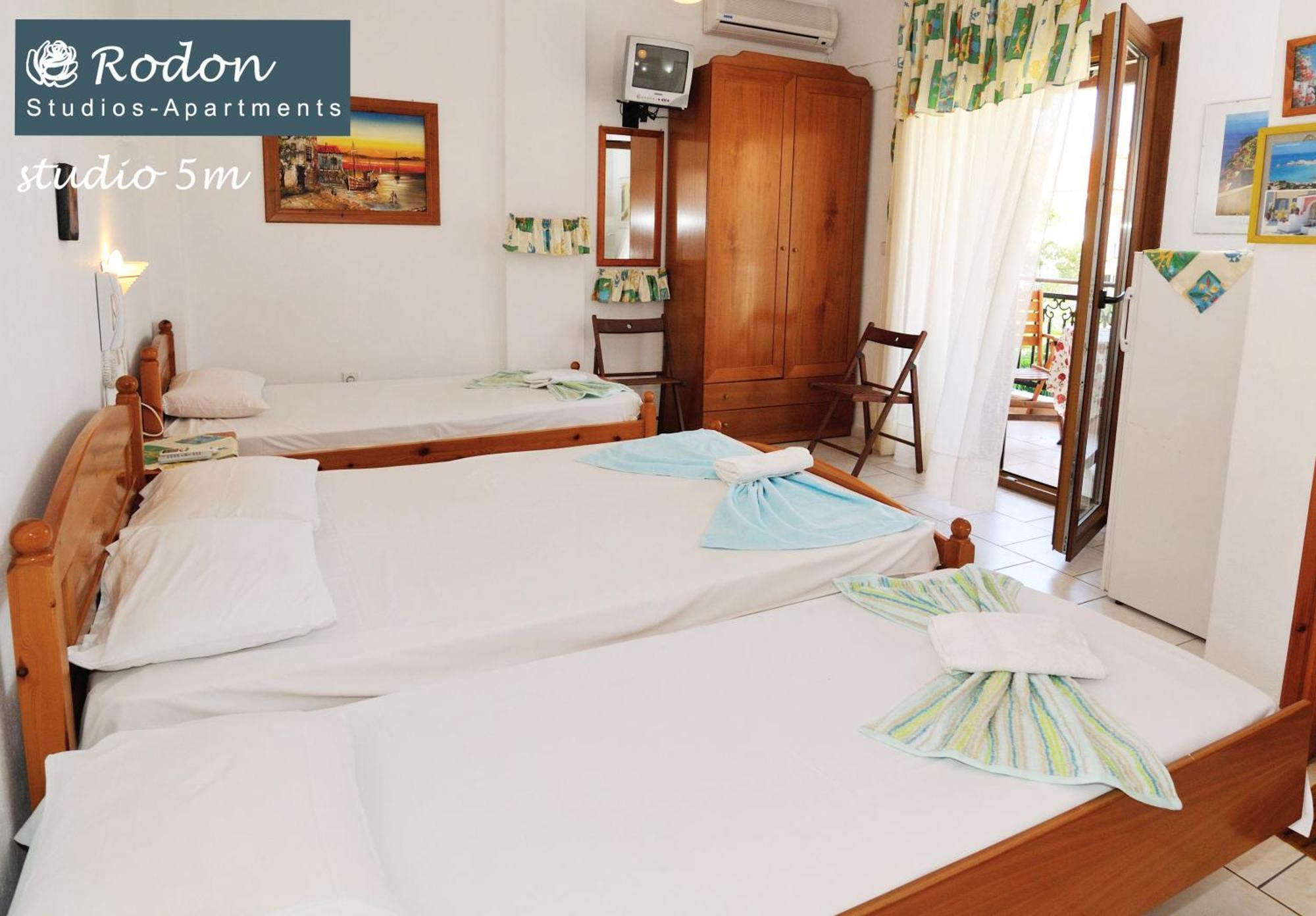 Rodon Apartments - S Avdimioti Nea Roda Dış mekan fotoğraf