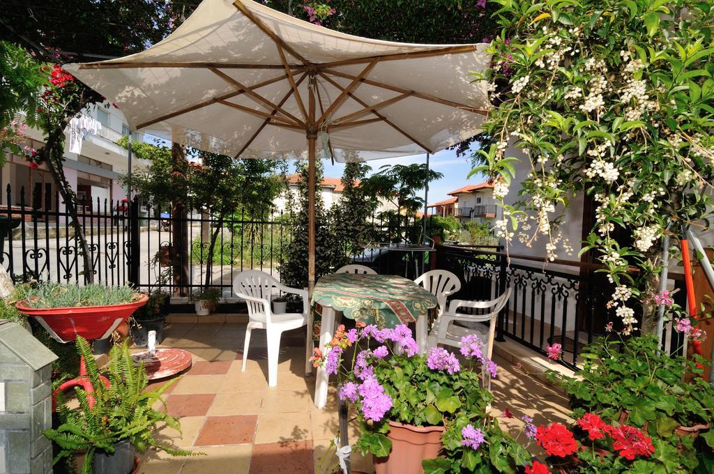 Rodon Apartments - S Avdimioti Nea Roda Dış mekan fotoğraf
