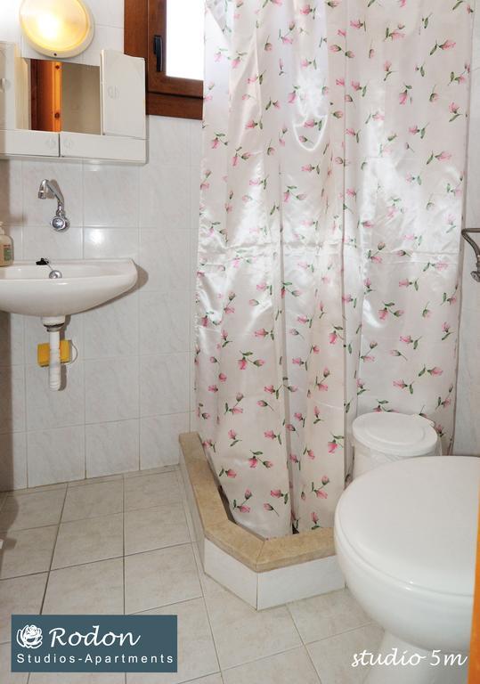 Rodon Apartments - S Avdimioti Nea Roda Dış mekan fotoğraf